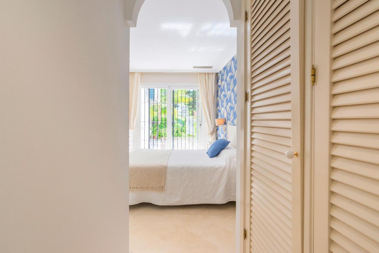 Elviria Playa White Pearl Beach Marbella Exterior photo